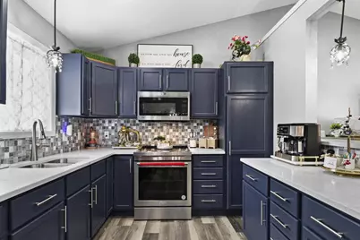 714 Warner Street, Columbus, WI 53925 - Photo 9