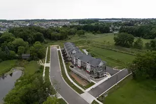 2674 Notre Dame Dr, Fitchburg, WI 53711 - Photo 41