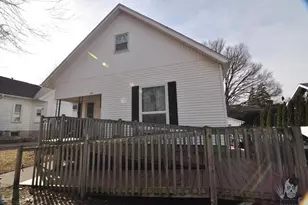 609 17th Ave, Monroe, WI 53566 - Photo 9