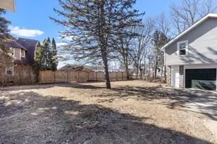 1036 Wisconsin Ave, Beloit, WI 53511 - Photo 31