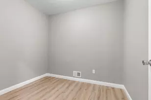 1036 Wisconsin Ave, Beloit, WI 53511 - Photo 19