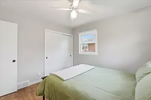 5017 Holiday Dr, Madison, WI 53711 - Photo 21