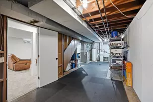 5017 Holiday Dr, Madison, WI 53711 - Photo 47