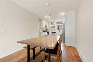 5017 Holiday Dr, Madison, WI 53711 - Photo 13