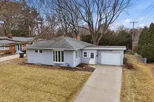 5017 Holiday Dr, Madison, WI 53711 - Photo 1