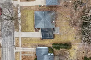 5017 Holiday Dr, Madison, WI 53711 - Photo 43