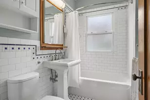 1040 Spaight St, Madison, WI 53703 - Photo 25