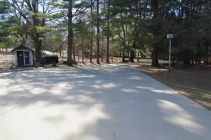 N8582 Pine Rd, Beaver Dam, WI 53916 - Photo 39