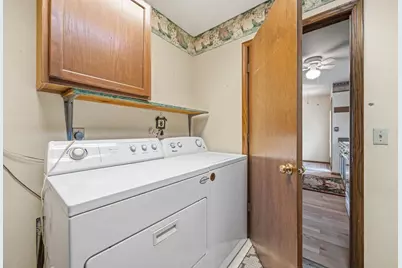 410 Lawn Street, Cambridge, WI 53523 - Photo 17