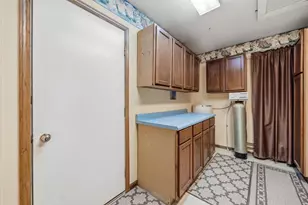 410 Lawn St, Cambridge, WI 53523 - Photo 15