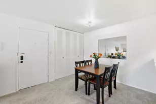 4326 Melody Ln, Madison, WI 53704 - Photo 9