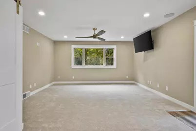 2945 Wyndwood Way, Sun Prairie, WI 53590 - Photo 43