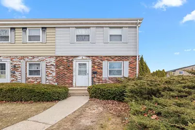 118 Lakecrest Drive #1, Beaver Dam, WI 53916 - Photo 3