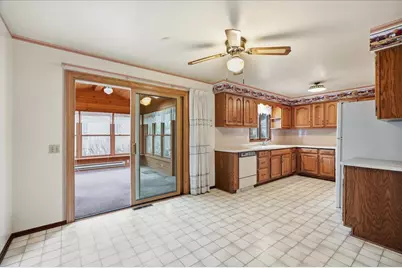 5005 Highland Drive, Mcfarland, WI 53558 - Photo 5