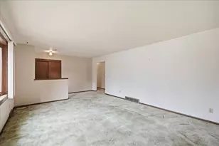 5005 Highland Dr, Mcfarland, WI 53558 - Photo 13