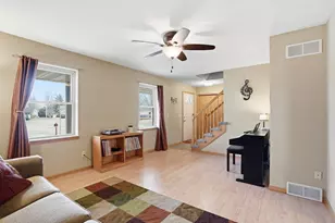 500 Larum Ln, Stoughton, WI 53589 - Photo 9