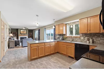 500 Larum Lane, Stoughton, WI 53589 - Photo 13