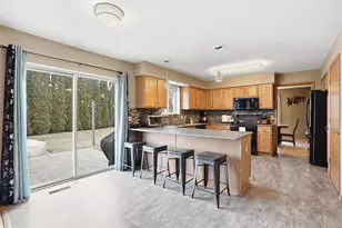 500 Larum Ln, Stoughton, WI 53589 - Photo 17