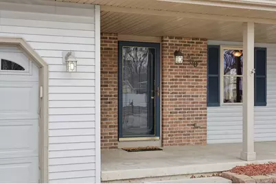 500 Larum Lane, Stoughton, WI 53589 - Photo 5