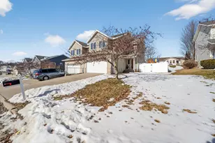 318 Redruth Dr, Ridgeville, WI 53533 - Photo 43