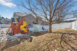 318 Redruth Dr, Ridgeville, WI 53533 - Photo 41