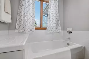 318 Redruth Dr, Ridgeville, WI 53533 - Photo 23