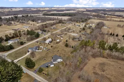 W966 North Drive, Brodhead, WI 53520 - Photo 7