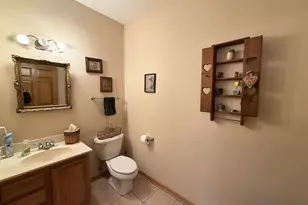 605 Nightingale Ln, Cottage Grove, WI 53527 - Photo 13