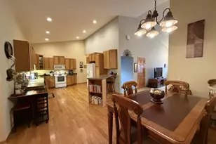 605 Nightingale Ln, Cottage Grove, WI 53527 - Photo 11