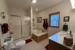 605 Nightingale Ln, Cottage Grove, WI 53527 - Photo 17