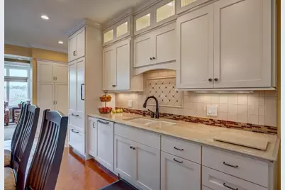 5571 Surrey Lane, Waunakee, WI 53597 - Photo 13