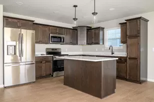 2158 Waters Edge Trail, Madison, WI 53718 - Photo 5