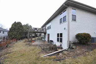 1226 Jasmine Dr, Madison, WI 53719 - Photo 33