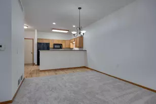 1817 Cedarbrook Ln, Stoughton, WI 53589 - Photo 5