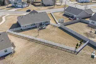 3633 Golden Eagle Ct, Beloit, WI 53511 - Photo 37