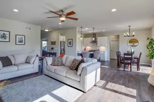 6595 Redpoll Cir, Middleton, WI 53562 - Photo 7