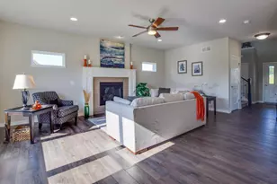 6595 Redpoll Cir, Middleton, WI 53562 - Photo 5