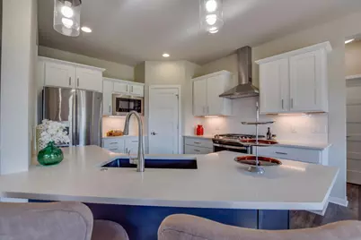 6595 Redpoll Circle, Middleton, WI 53562 - Photo 9