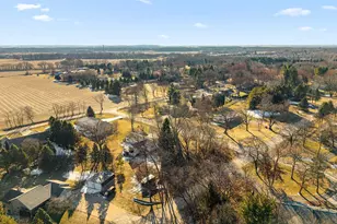 2613 E Grandview Dr, Milton, WI 53563 - Photo 43