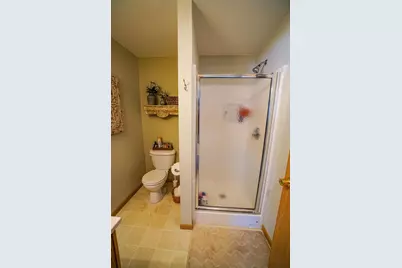 327 Nicholas Street, Tomah, WI 54660 - Photo 35