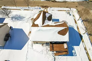 327 Nicholas St, Tomah, WI 54660 - Photo 9