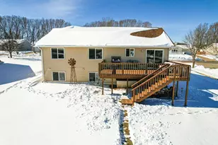 327 Nicholas St, Tomah, WI 54660 - Photo 5