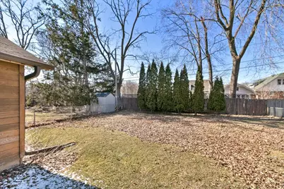 825 N Garfield Avenue, Janesville, WI 53545 - Photo 29