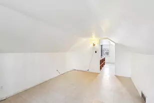 2617 Hoard St, Madison, WI 53704 - Photo 7