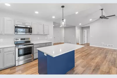 925 Roosevelt Street, Baraboo, WI 53913 - Photo 11