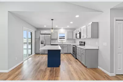 925 Roosevelt Street, Baraboo, WI 53913 - Photo 7