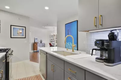 360 W Washington Avenue #202, Madison, WI 53703 - Photo 15