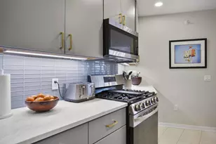 360 W Washington Ave, Madison, WI 53703 - Photo 13