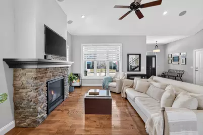 2410 Genevieve Way, Waunakee, WI 53597 - Photo 5