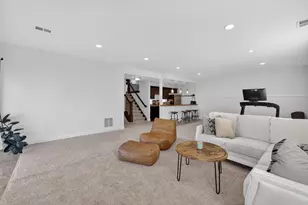 2410 Genevieve Way, Waunakee, WI 53597 - Photo 17